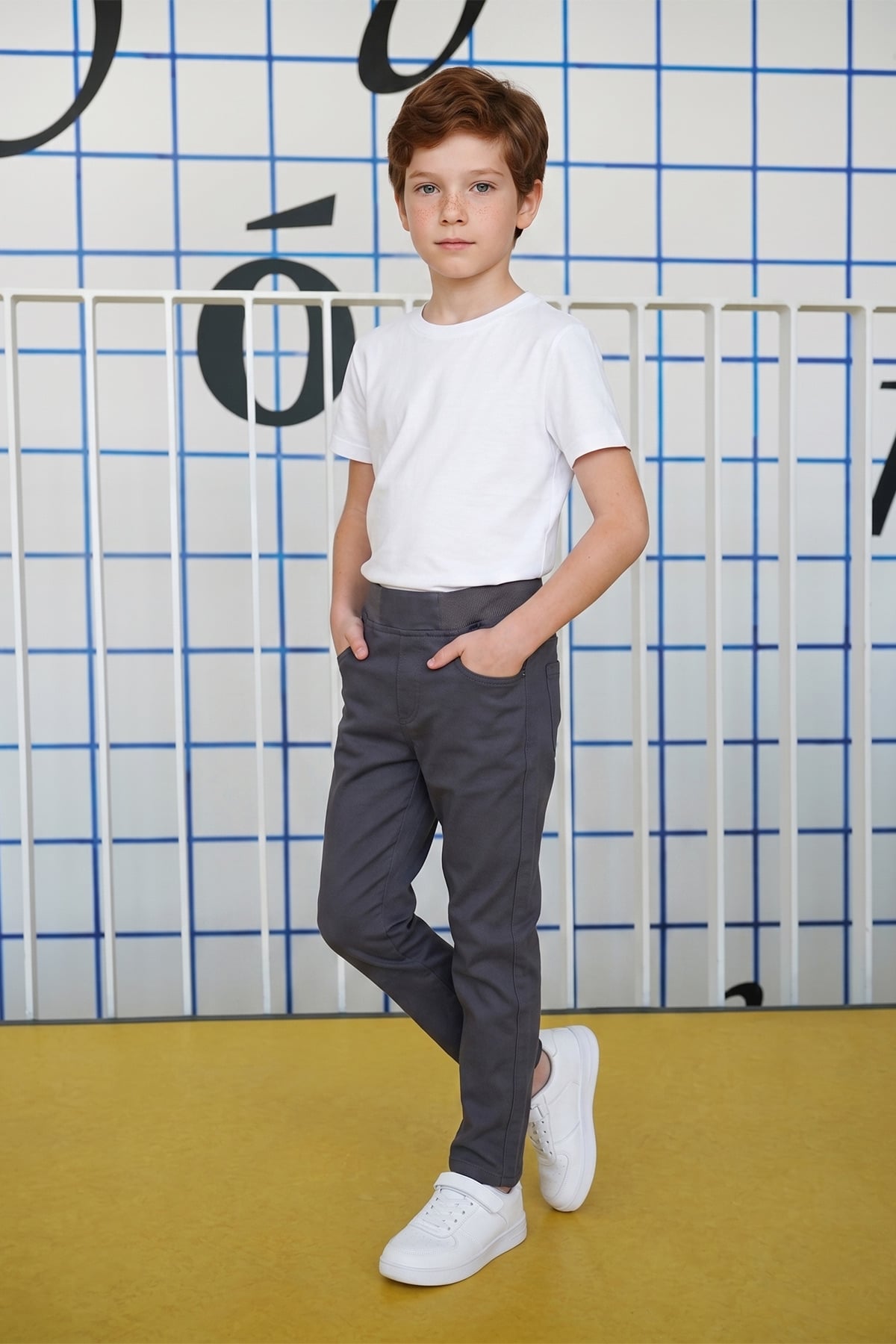 Beli Bağcıklı Gabardin Kumaş Unisex Çocuk Pantolon