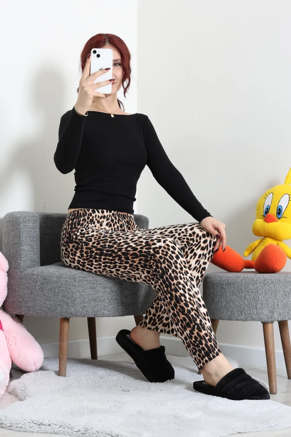Desenli Süet Pijama Altı Leopar 2