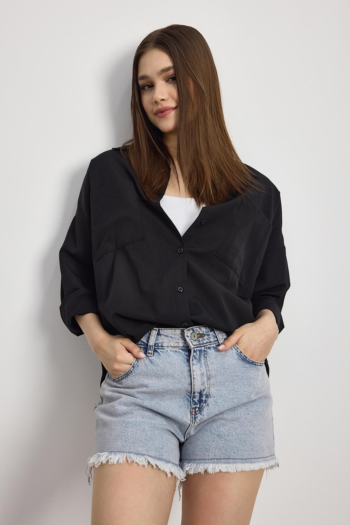 Siyah Çift Cepli Oversize Uzun Basic Gömlek TCR 6256A 3