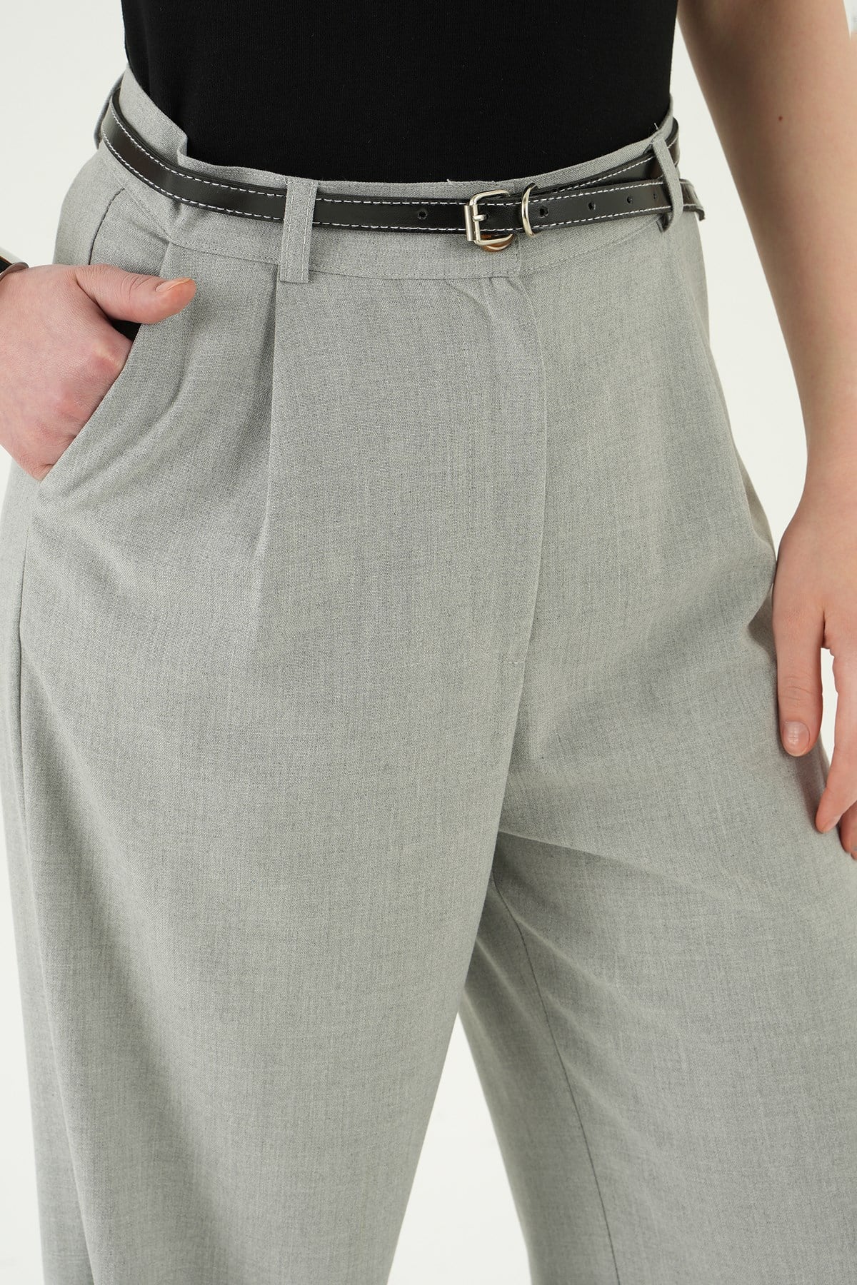 Ön Pileli Kemerli Pantolon 8399A Gri 4