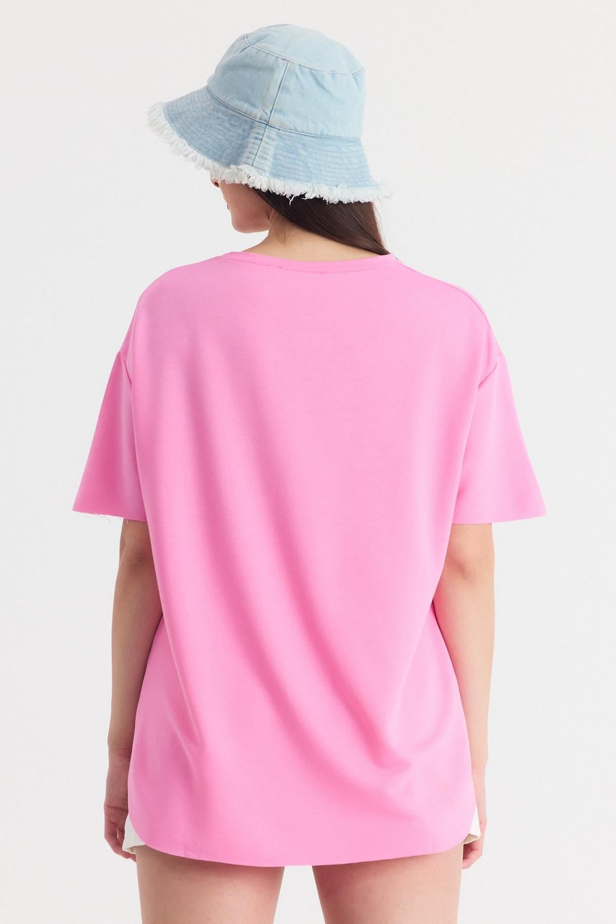 Pembe Yumuşak Dokulu Esnek Premium Kumaş Lazer Kesim Oversize Tişört 1868 5