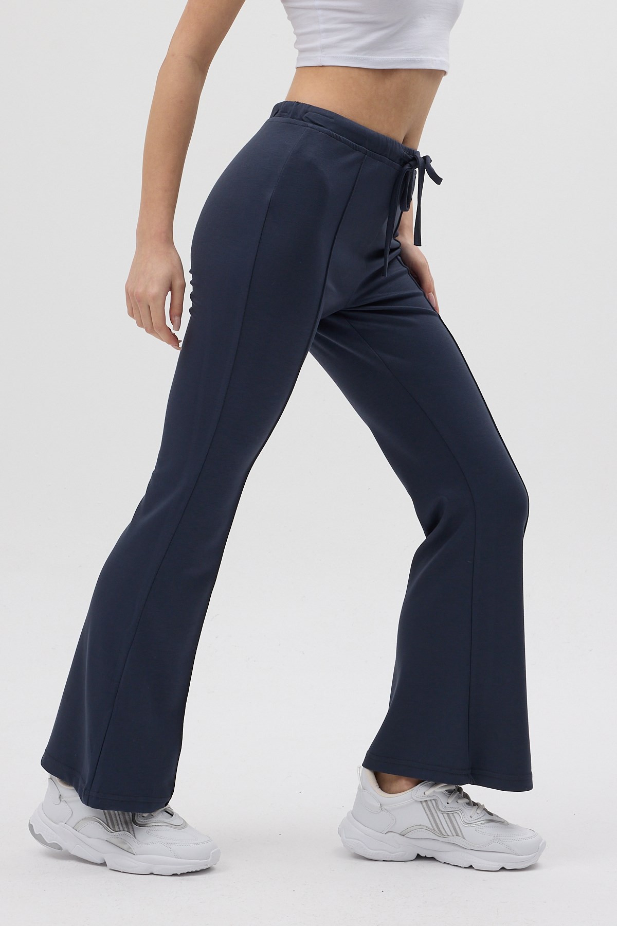 Antrasit Geniş Paça Beli Bağcıklı Kadın Pantolon 8246A 3