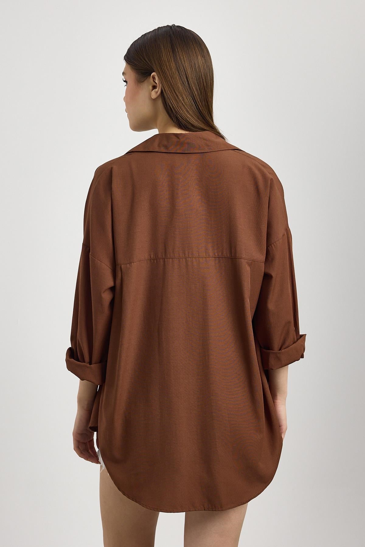 Kahve Çift Cepli Oversize Uzun Basic Gömlek TCR 6256A 5