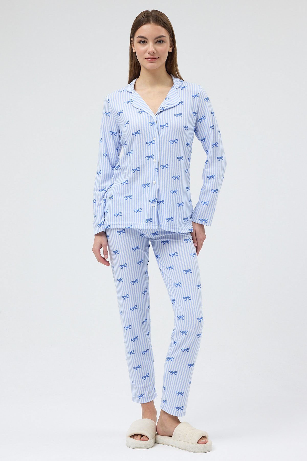 Mavi Fiyonk Desenli Pijama Takımı 3412