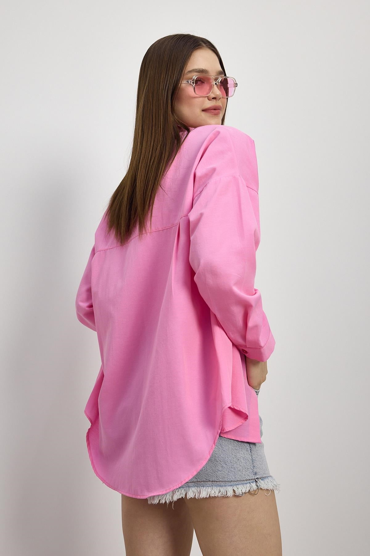 Şeker Pembe Çift Cepli Oversize Uzun Basic Gömlek TCR 6256A 3