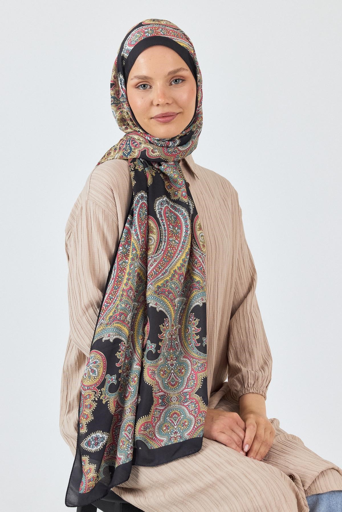 Siyah Retro Desenli Şal 4002 6