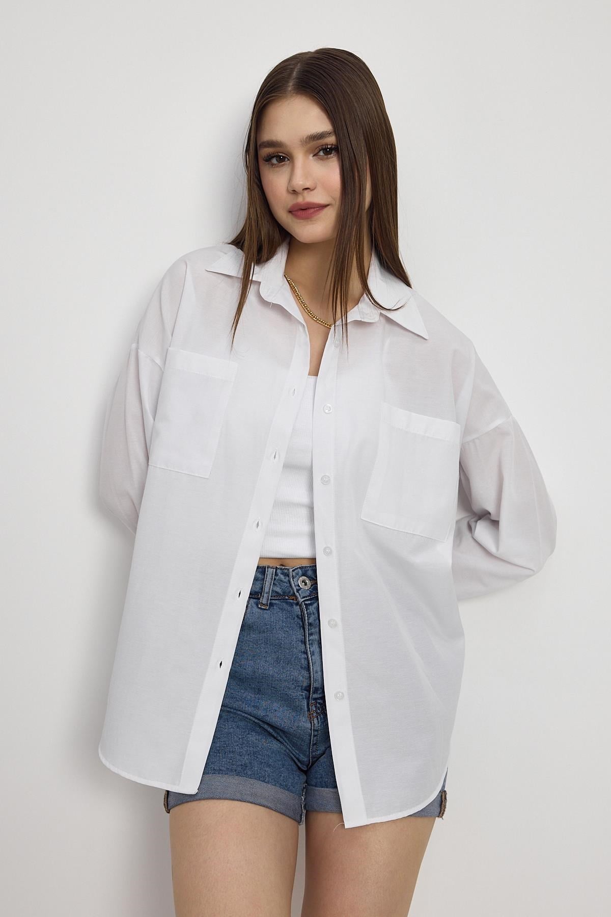 Beyaz Çift Cepli Oversize Uzun Basic Gömlek TCR 6256A 6