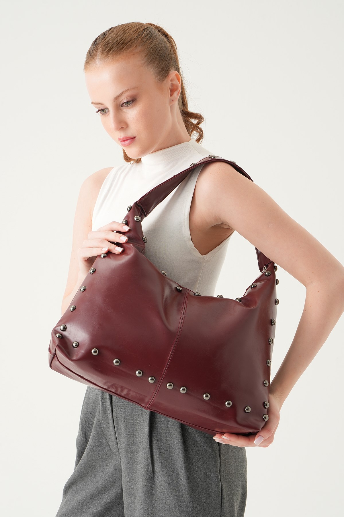 Zımbalı Omuz Çantası 9225 Bordo 3