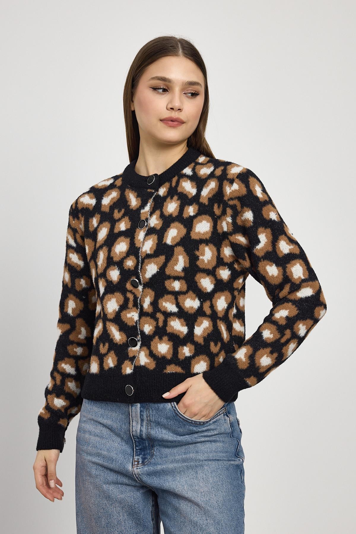 Leopar Detay Triko Hırka 24367 Siyah 8