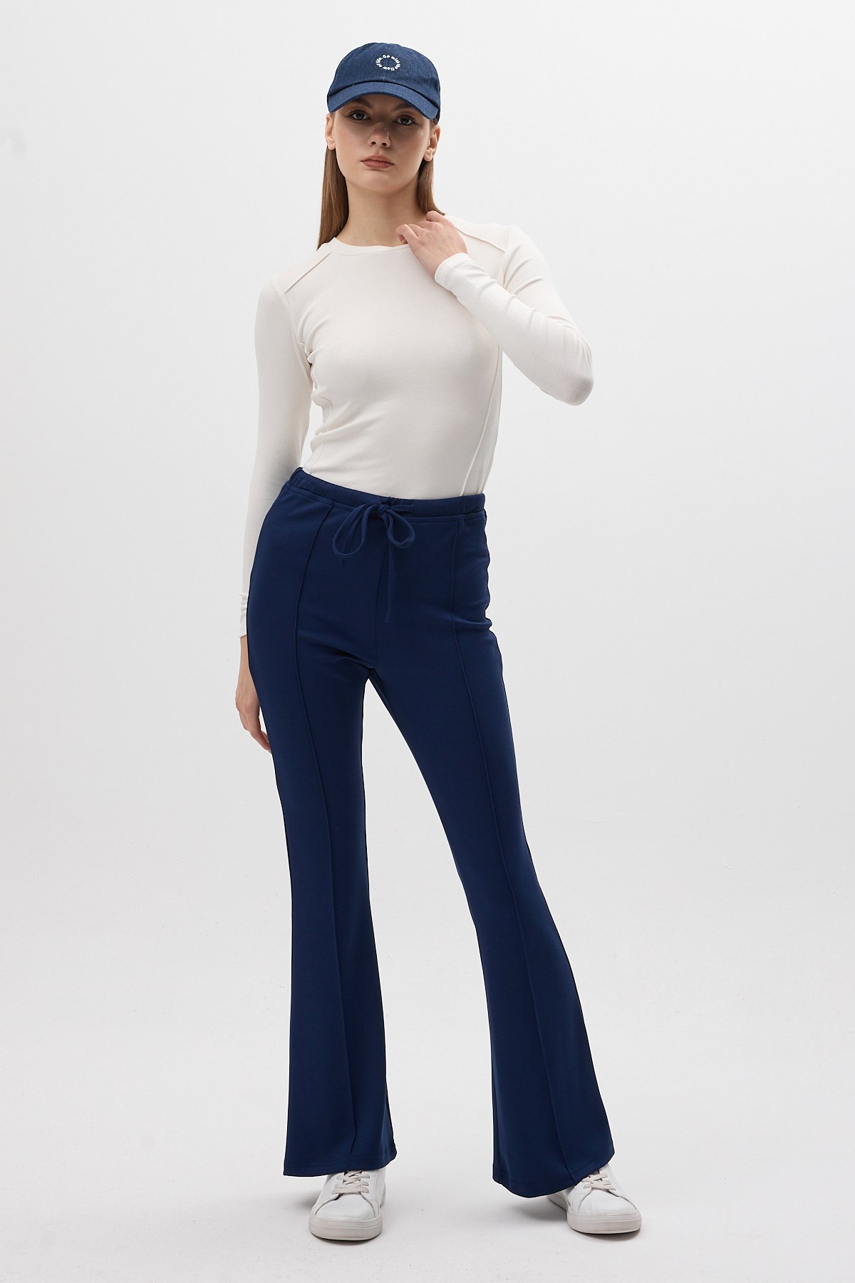 Lacivert Geniş Paça Beli Bağcıklı Kadın Pantolon 8246A